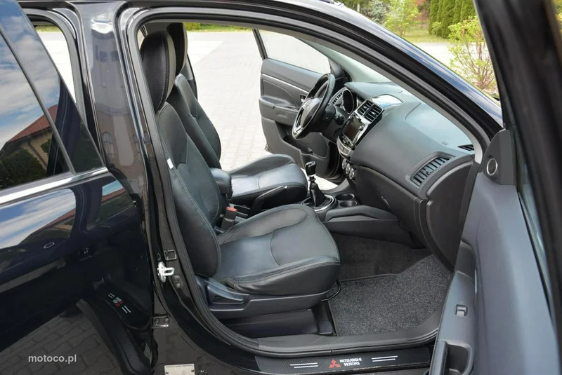 Mitsubishi ASX 16