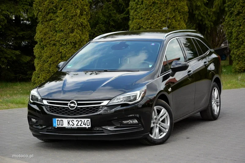 Opel Astra K 10