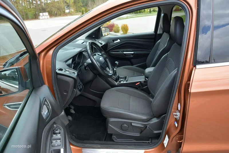 Ford Kuga II 18