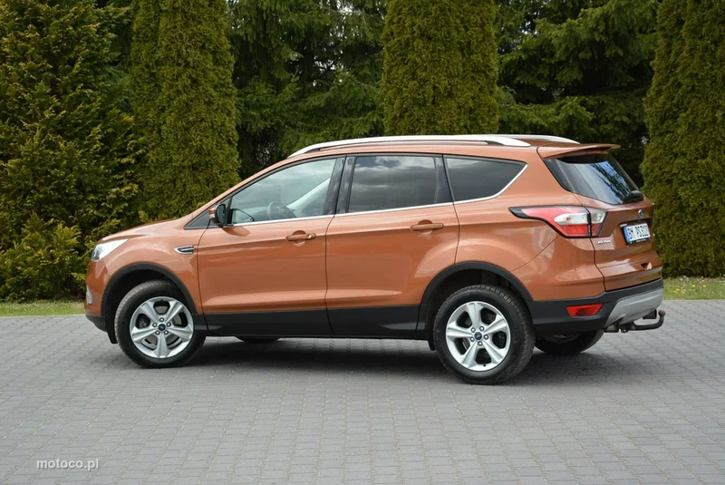 Ford Kuga II 4
