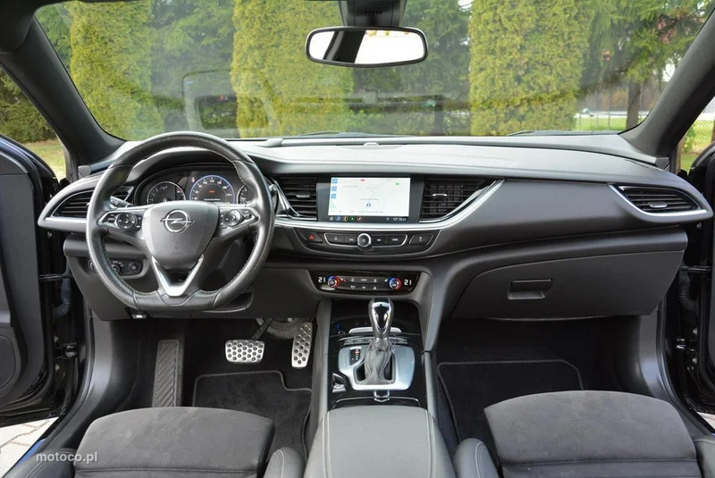 Opel Insignia B 19