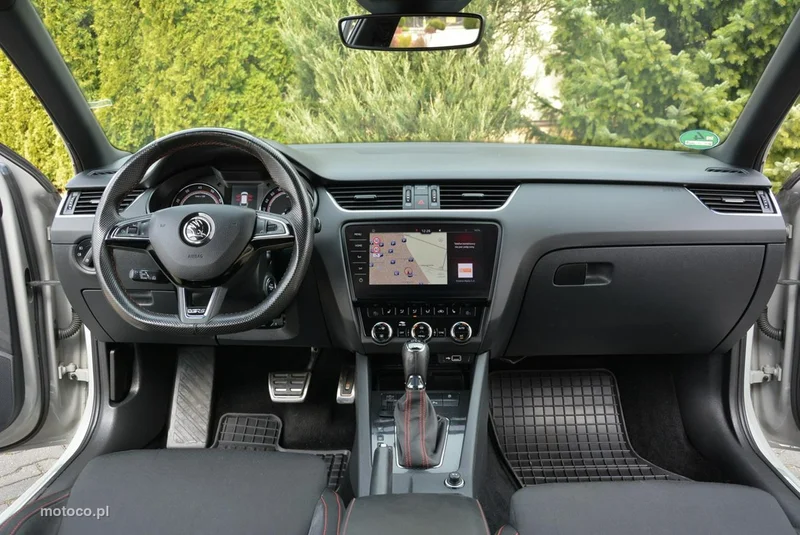 Skoda Octavia III 23