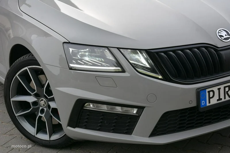 Skoda Octavia III 8