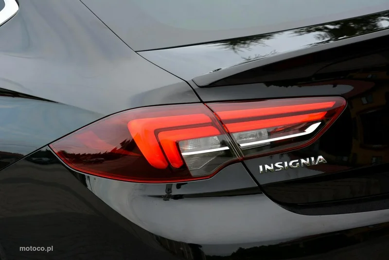 Opel Insignia B 14