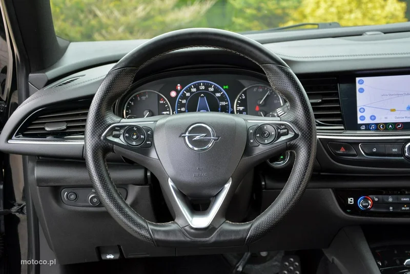 Opel Insignia B 22