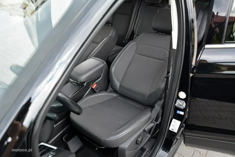 Ford Kuga II 21