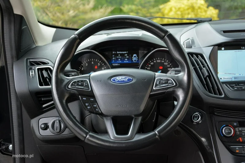 Ford Kuga II 23