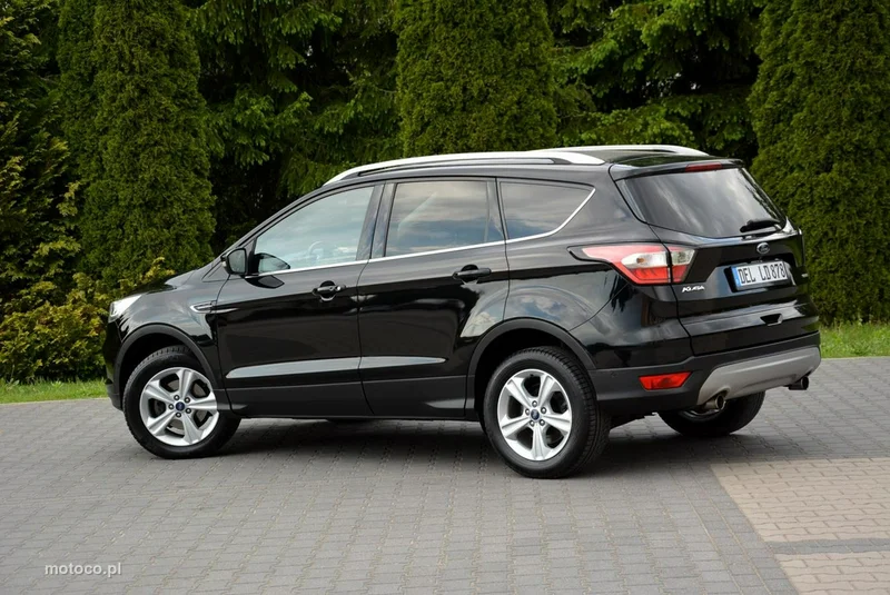 Ford Kuga II 4