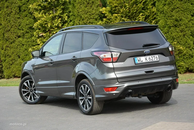 Ford Kuga II 11