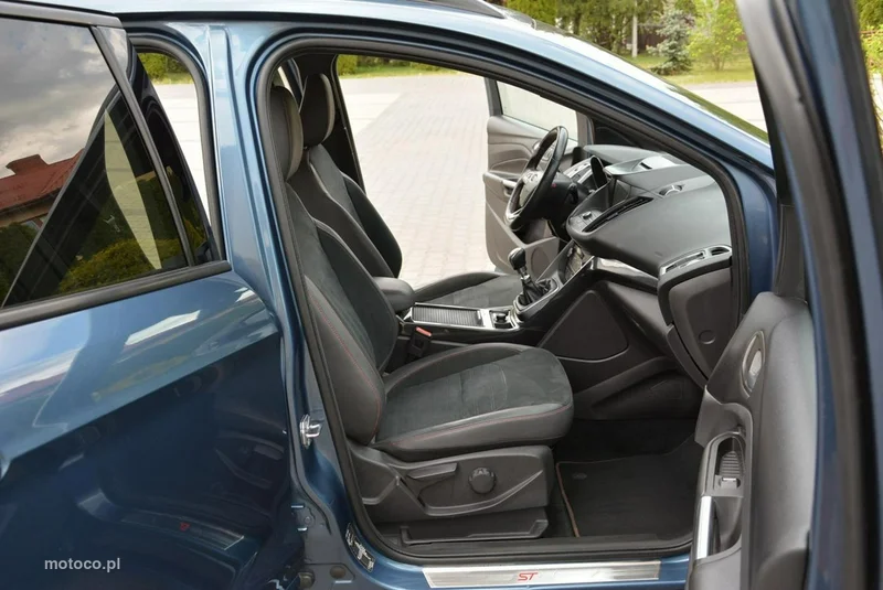 Ford Kuga II 17