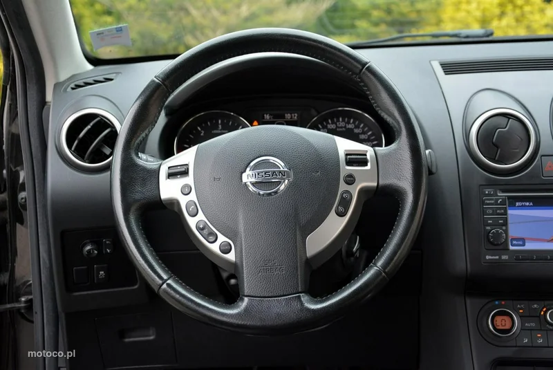 Nissan Qashqai 22