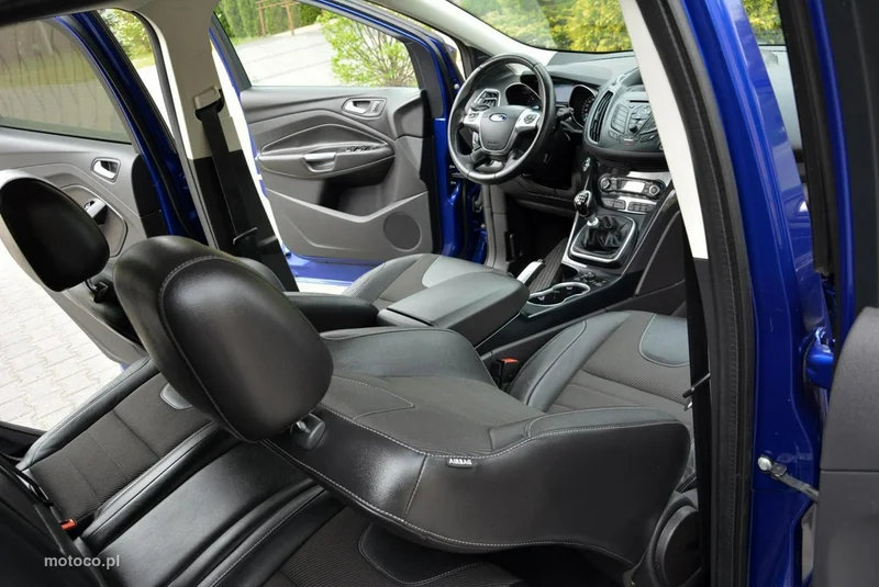 Ford Kuga II 17