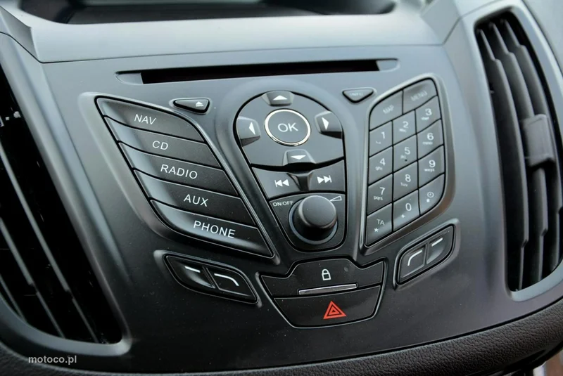 Ford Kuga II 26