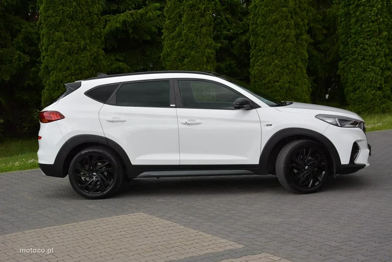Hyundai TUCSON 11