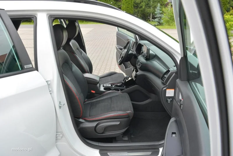 Hyundai TUCSON 16