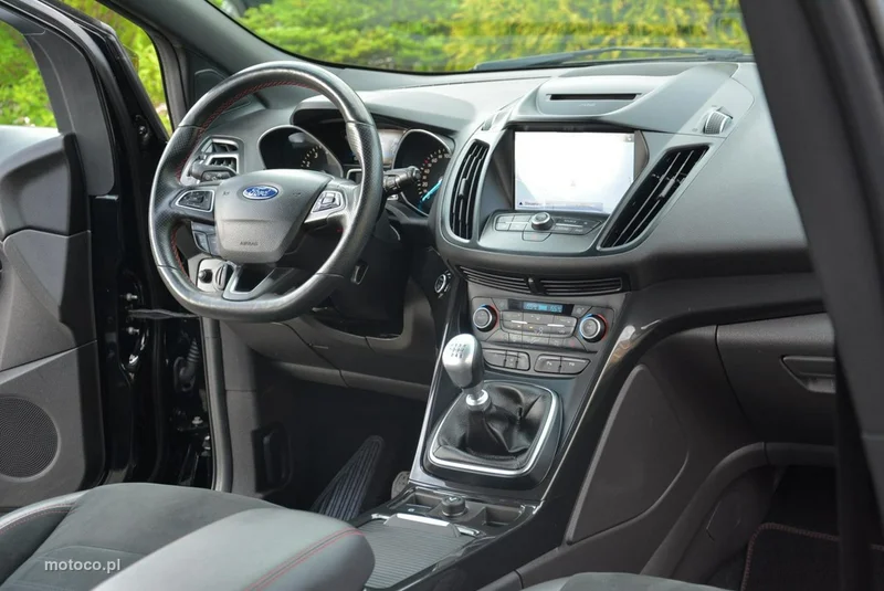 Ford Kuga II 18