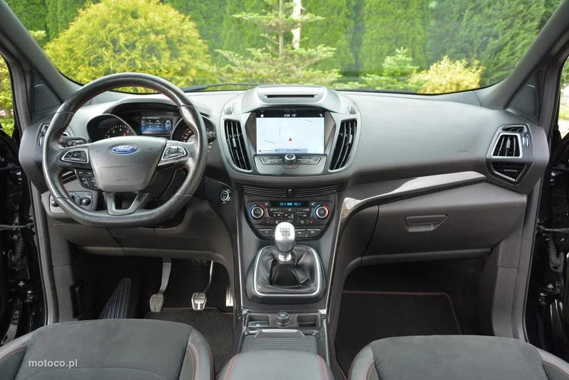 Ford Kuga II 21
