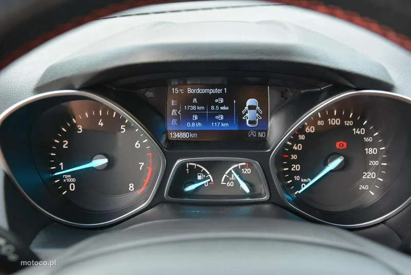 Ford Kuga II 25