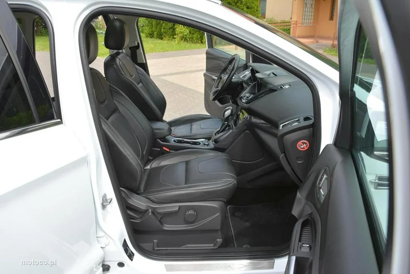 Ford Kuga II 15