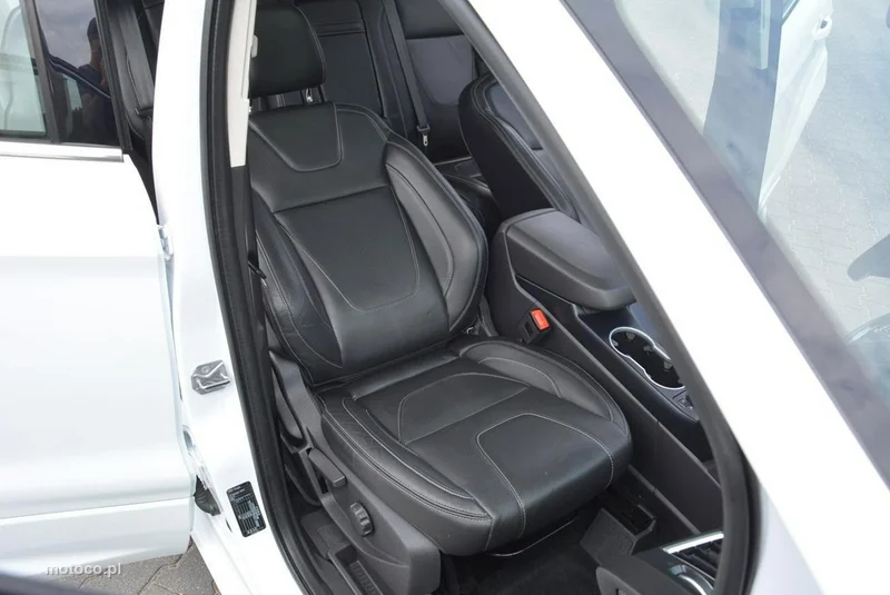 Ford Kuga II 16
