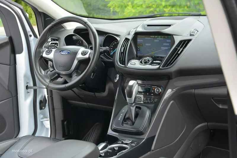 Ford Kuga II 18