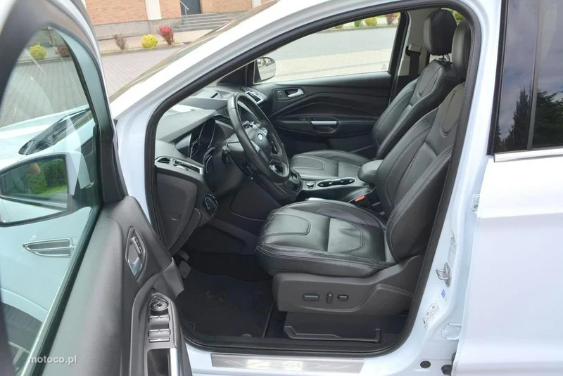Ford Kuga II 19