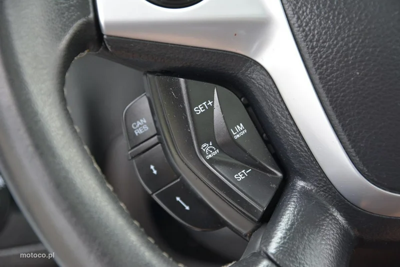 Ford Kuga II 24