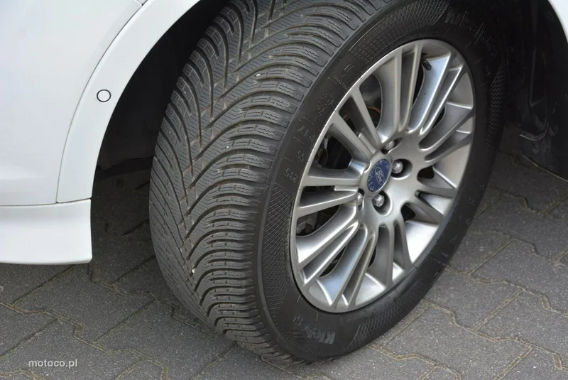Ford Kuga II 40