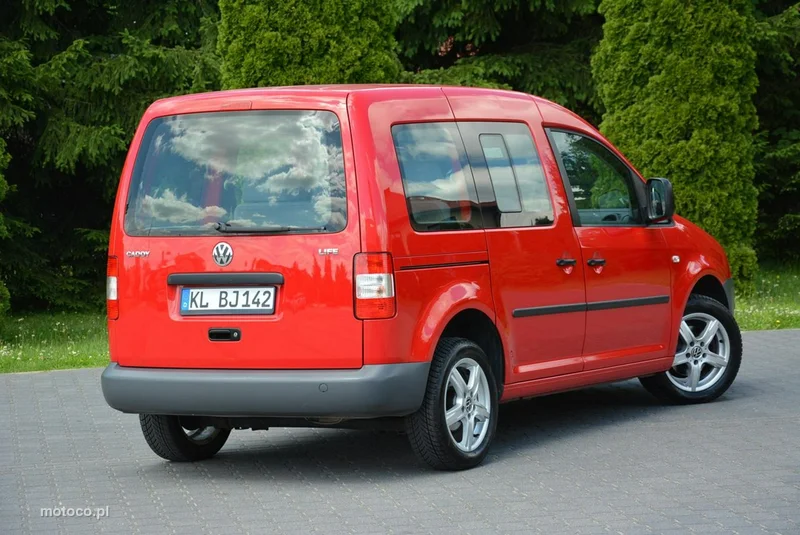 Volkswagen Caddy III 11