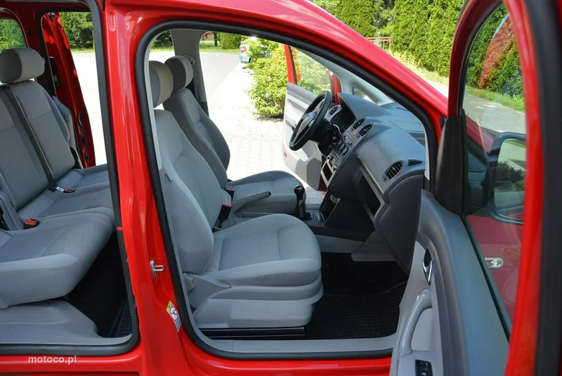 Volkswagen Caddy III 15