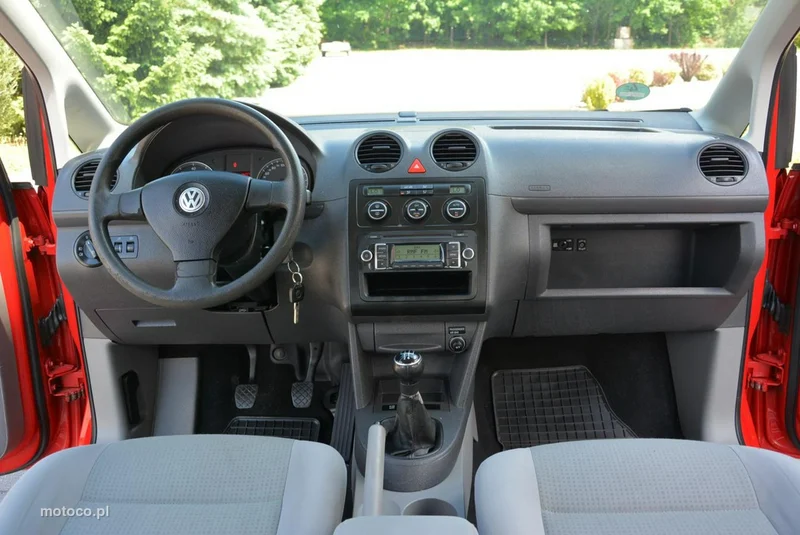Volkswagen Caddy III 21