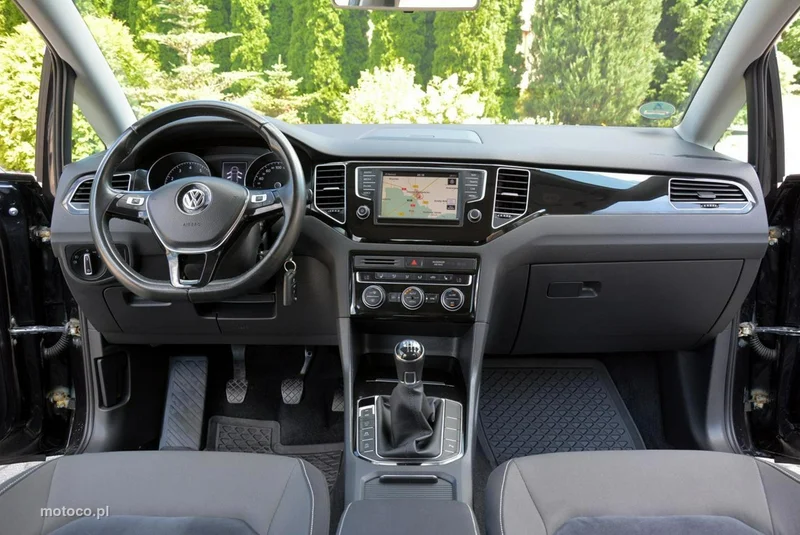 Volkswagen Golf Sportsvan VII 23