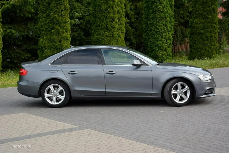 Audi A4 B8 12