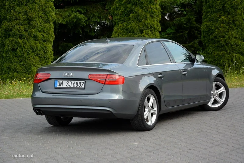 Audi A4 B8 13