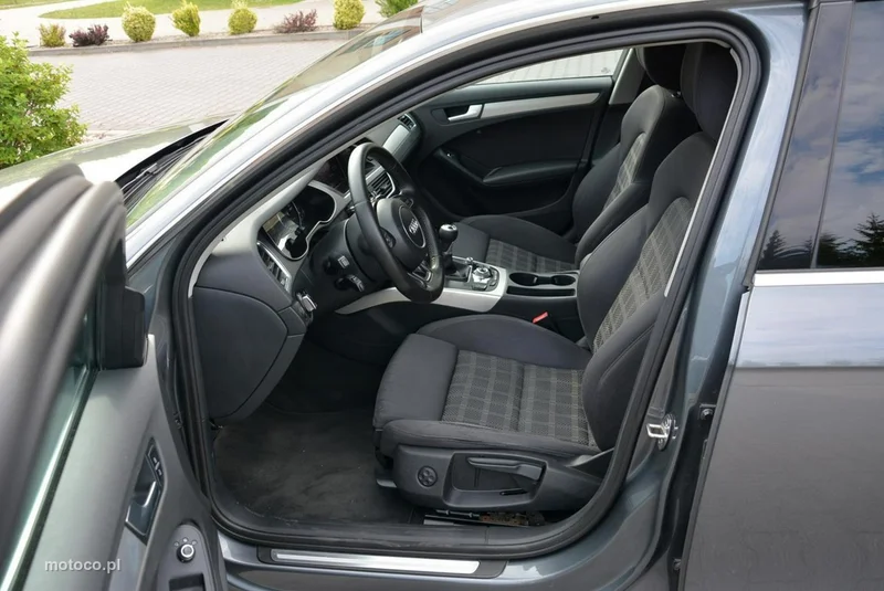 Audi A4 B8 16