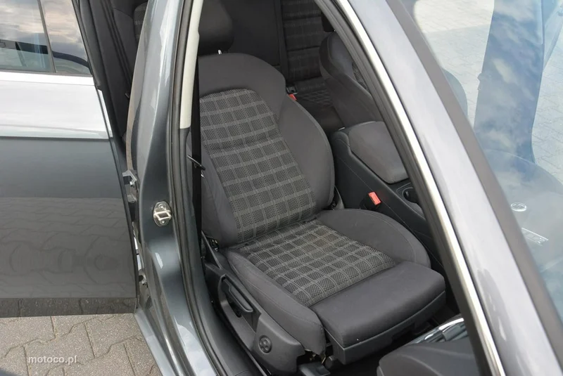 Audi A4 B8 20