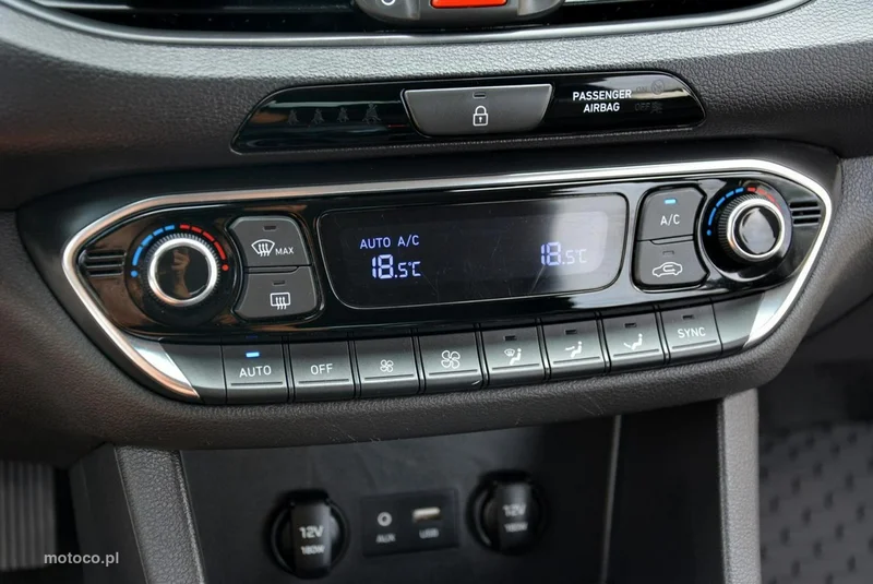 Hyundai i30 26