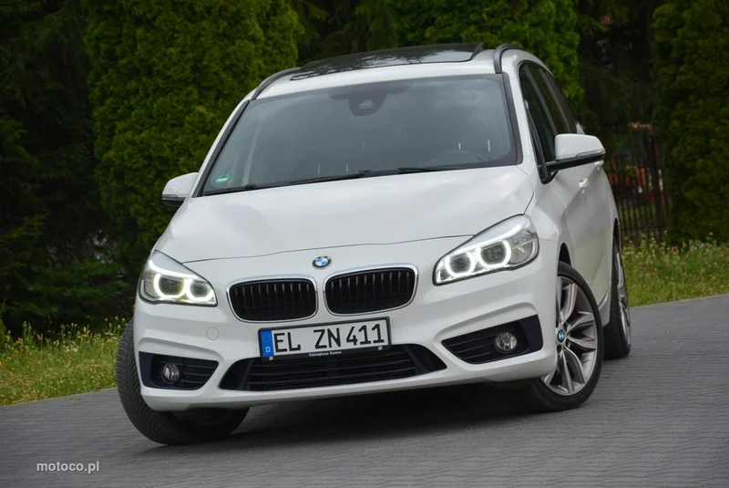 BMW Seria 2 F45 220 2