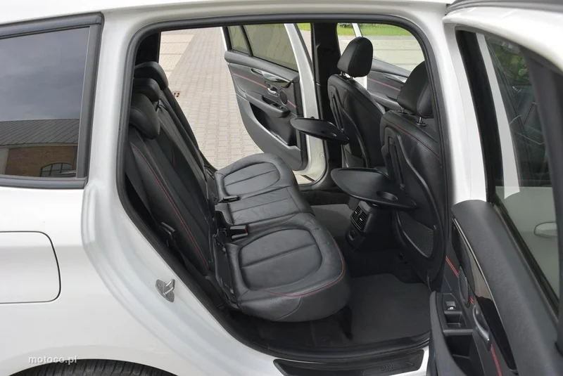 BMW Seria 2 F45 220 15