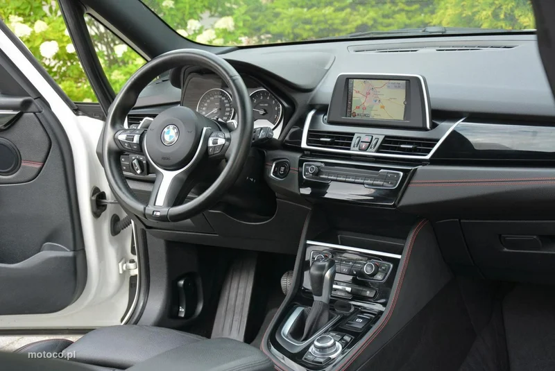 BMW Seria 2 F45 220 19