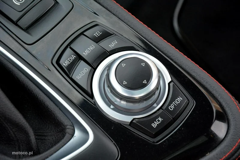 BMW Seria 2 F45 220 33