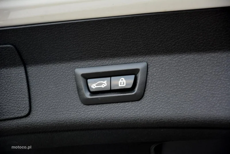 BMW Seria 2 F45 220 36