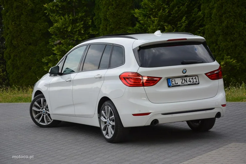 BMW Seria 2 F45 220 5
