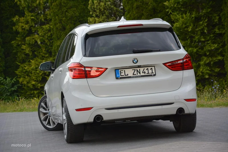 BMW Seria 2 F45 220 6
