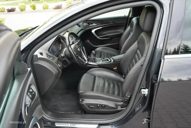 Opel Insignia Sports Tourer 16