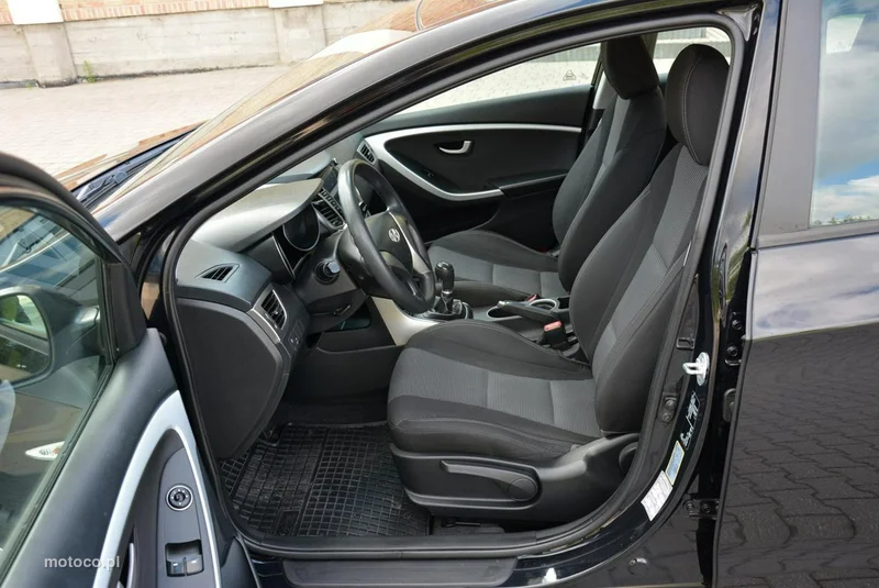 Hyundai i30 18