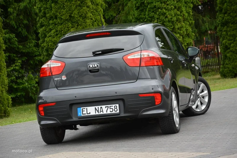 Kia Rio 13