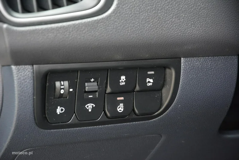 Kia Rio 24