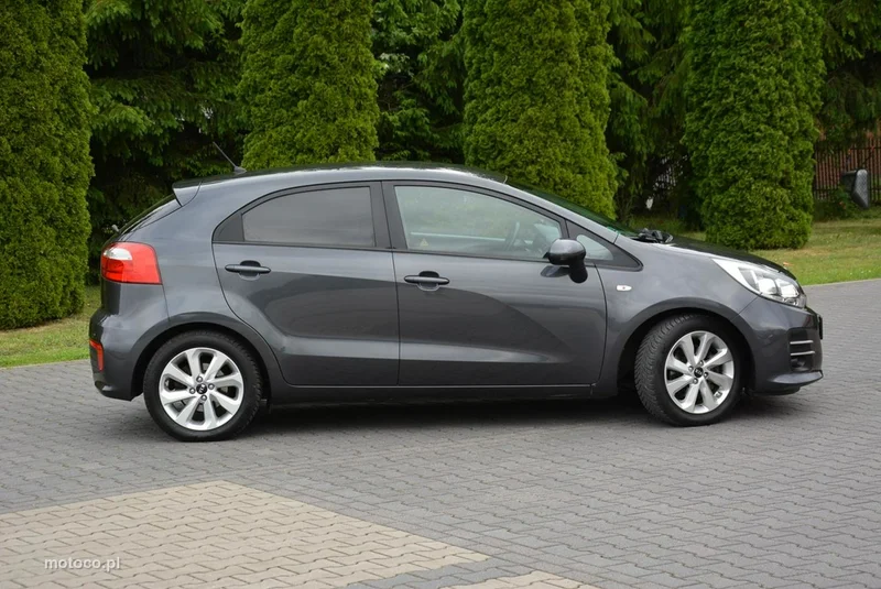 Kia Rio 10