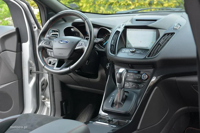 Ford Kuga II 18